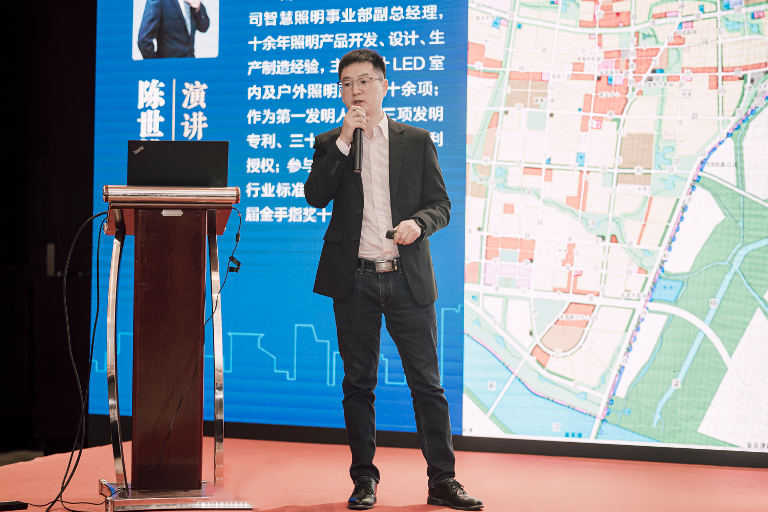 陈世雄.png