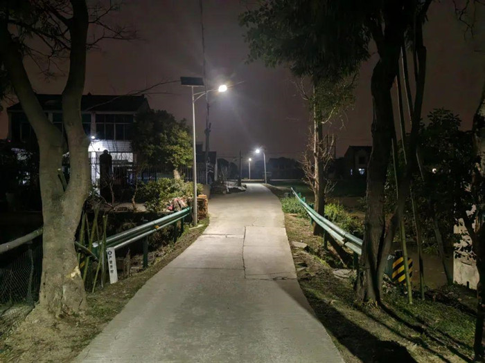 03.jpg